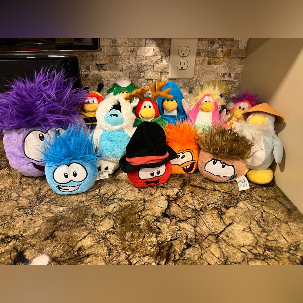 Club Penguin Plush Lot